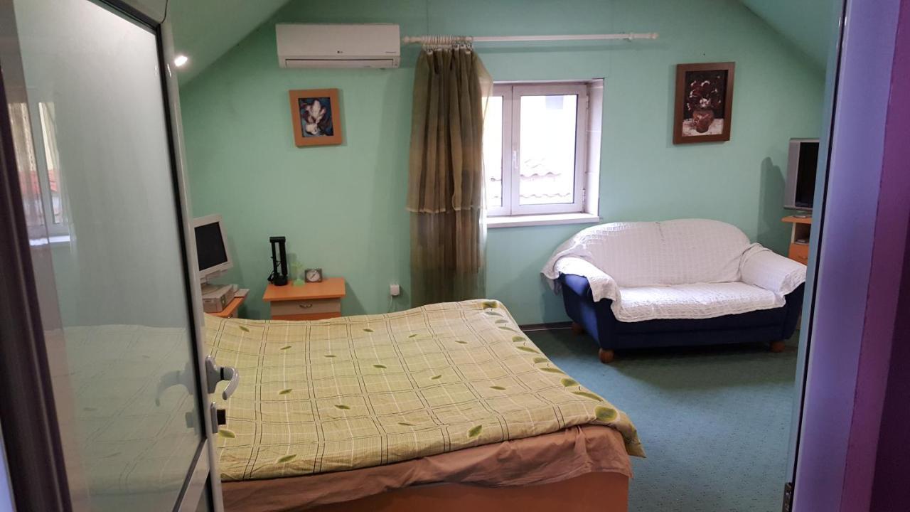 Bed and Breakfast Casele Lena Aldesti  Екстер'єр фото