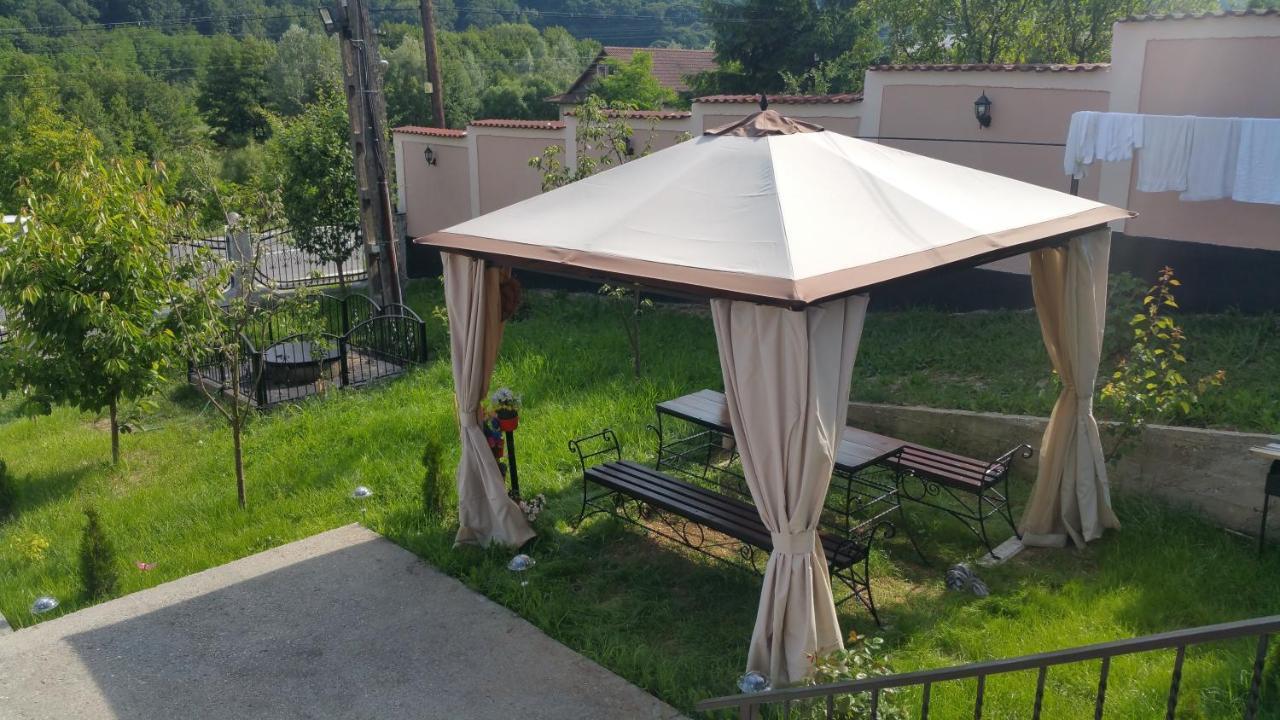 Bed and Breakfast Casele Lena Aldesti  Екстер'єр фото