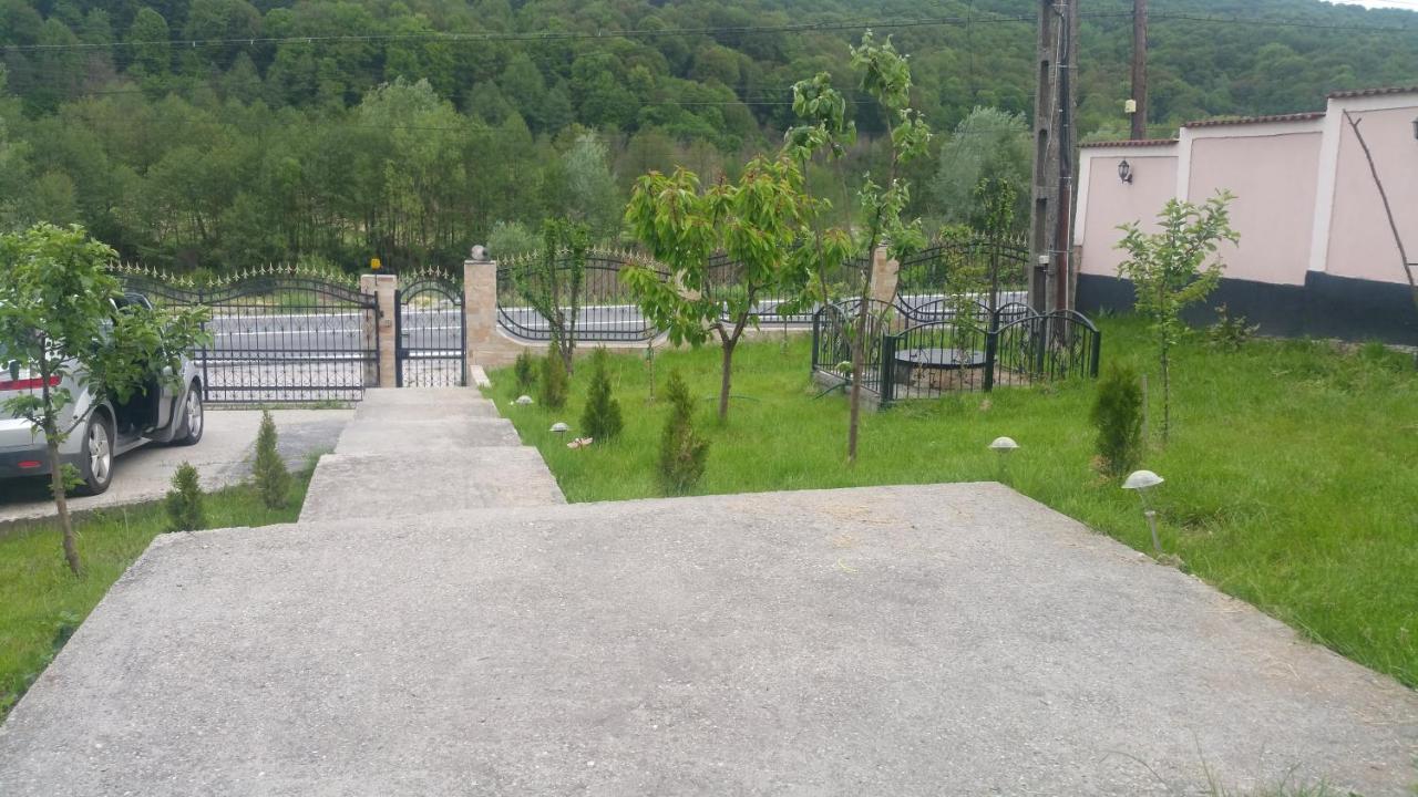 Bed and Breakfast Casele Lena Aldesti  Екстер'єр фото