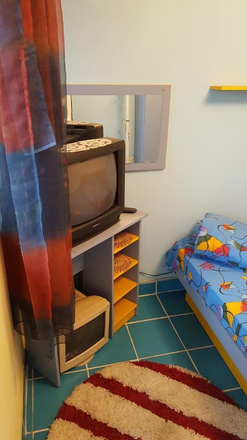 Bed and Breakfast Casele Lena Aldesti  Екстер'єр фото